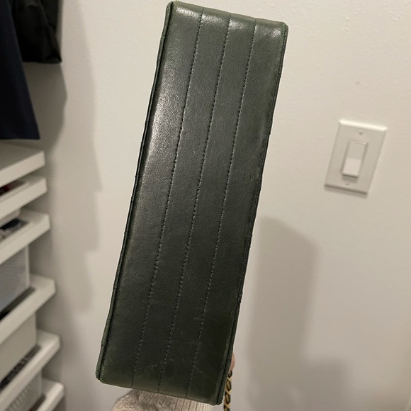 Authentic RARE Vintage Chanel Forest Green Bag - Picture 9 of 15